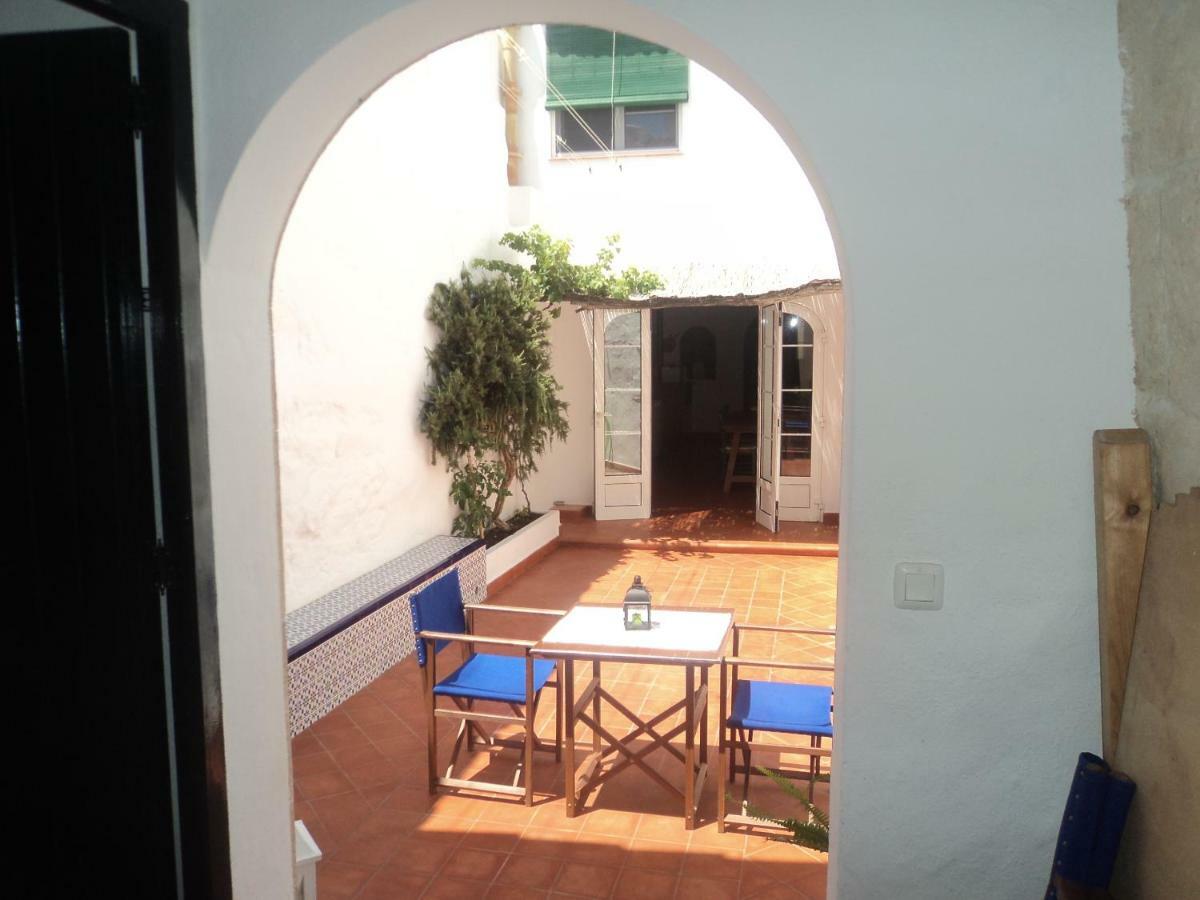 Santa Rosalia Villa ซิวตาเดญา ภายนอก รูปภาพ